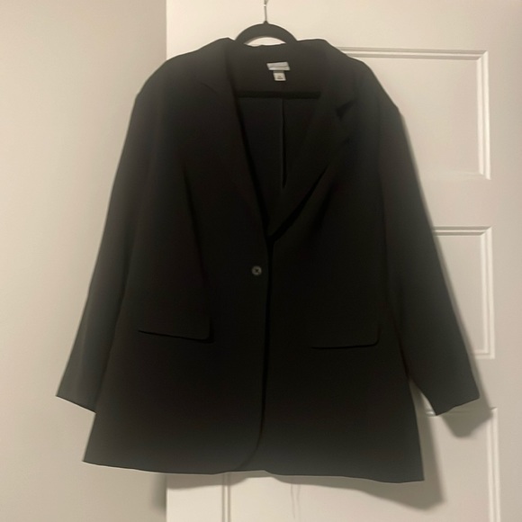 Black blazer - Picture 1 of 3